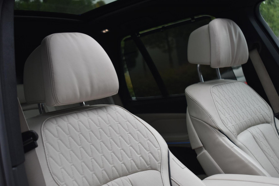 BMW X5 xDrive45e High Executive M HUD Pano Laser Stoelkoeling 360C