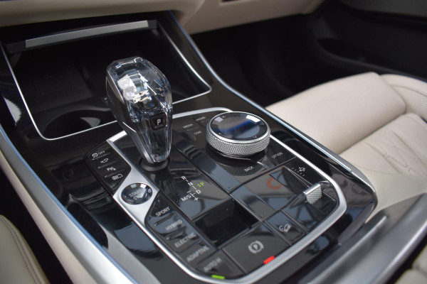 BMW X5 xDrive45e High Executive M HUD Pano Laser Stoelkoeling 360C