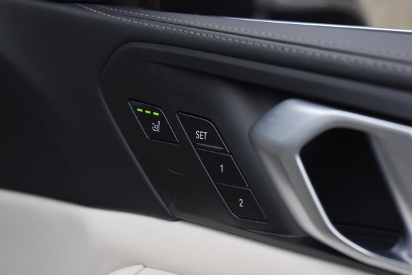 BMW X5 xDrive45e High Executive M HUD Pano Laser Stoelkoeling 360C