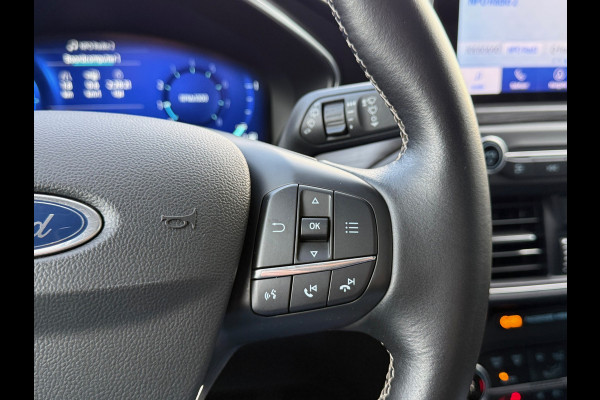 Ford FOCUS Wagon BWJ 11-2020 | 1.5T 150PK Vignale AUTOMAAT | LEER | PANO DAK | TREKHAAK | CAMERA | CLIMA | NAVI | LED | PDC 2X | CARPLAY