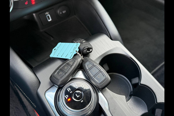 Ford FOCUS Wagon BWJ 11-2020 | 1.5T 150PK Vignale AUTOMAAT | LEER | PANO DAK | TREKHAAK | CAMERA | CLIMA | NAVI | LED | PDC 2X | CARPLAY