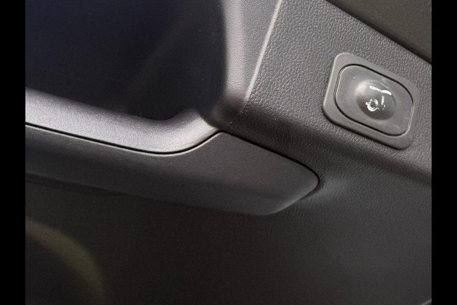 Ford FOCUS Wagon BWJ 11-2020 | 1.5T 150PK Vignale AUTOMAAT | LEER | PANO DAK | TREKHAAK | CAMERA | CLIMA | NAVI | LED | PDC 2X | CARPLAY