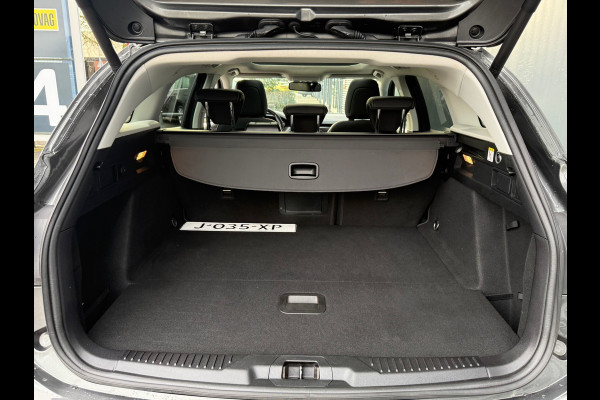 Ford FOCUS Wagon BWJ 11-2020 | 1.5T 150PK Vignale AUTOMAAT | LEER | PANO DAK | TREKHAAK | CAMERA | CLIMA | NAVI | LED | PDC 2X | CARPLAY