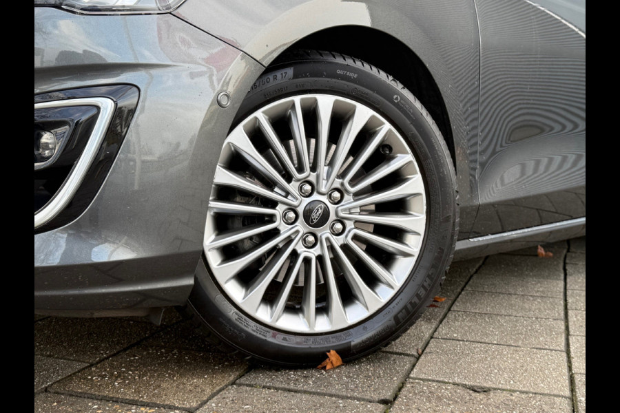 Ford FOCUS Wagon BWJ 11-2020 | 1.5T 150PK Vignale AUTOMAAT | LEER | PANO DAK | TREKHAAK | CAMERA | CLIMA | NAVI | LED | PDC 2X | CARPLAY