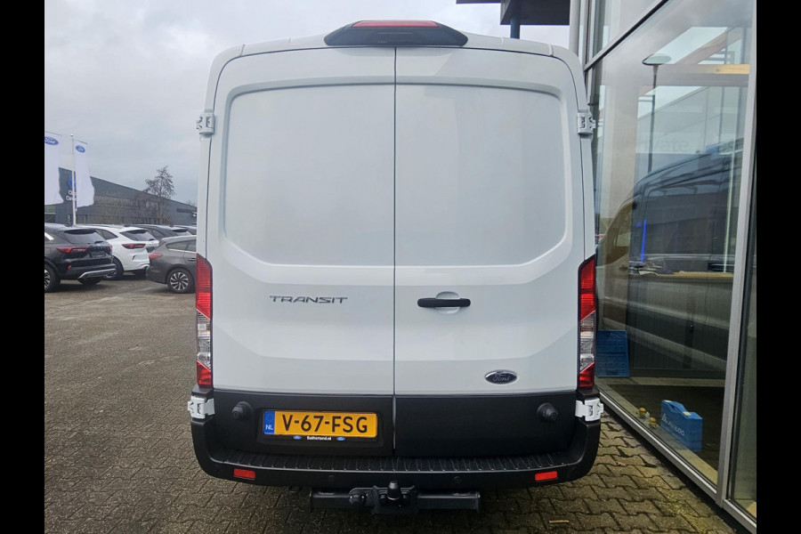 Ford Transit 350 2.0 TDCI L3H2 Trend 130pk | Safety en Comfort pack | Trekhaak | SYNC 4 Navigatie