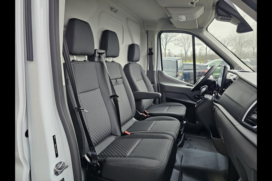 Ford Transit 350 2.0 TDCI L3H2 Trend 130pk | Safety en Comfort pack | Trekhaak | SYNC 4 Navigatie