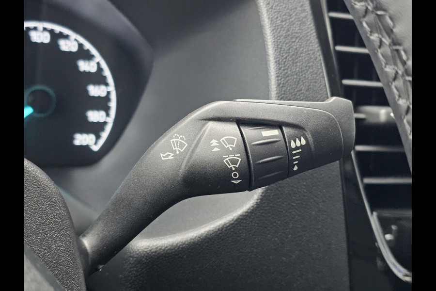 Ford Transit 350 2.0 TDCI L3H2 Trend 130pk | Safety en Comfort pack | Trekhaak | SYNC 4 Navigatie