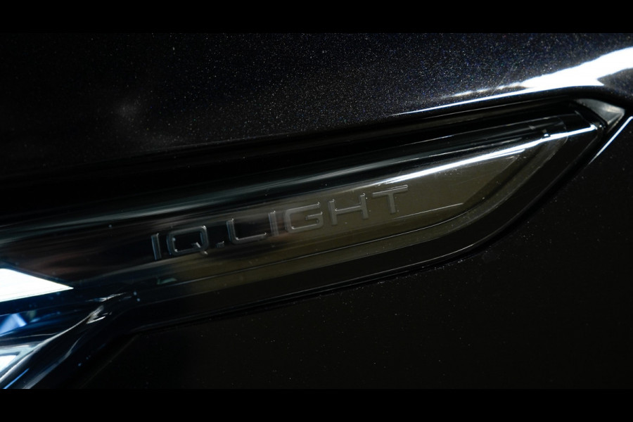 Volkswagen Golf 2.0 TSI GTI CLUBSPORT PANO/H&K/HUD/IQLIGHTS/BLINDSPOT/SFEERVERLICHTING/CARPLAY/300PK/BOMVOL!