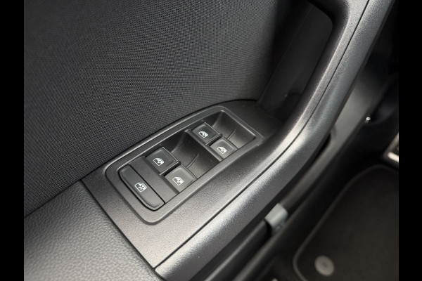 Seat Ateca 1.5 TSI FR Business Intense / Automaat / 360 camera / Beats soundsystem / Parkeerhulp /