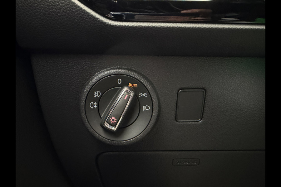 Seat Ateca 1.5 TSI FR Business Intense / Automaat / 360 camera / Beats soundsystem / Parkeerhulp /