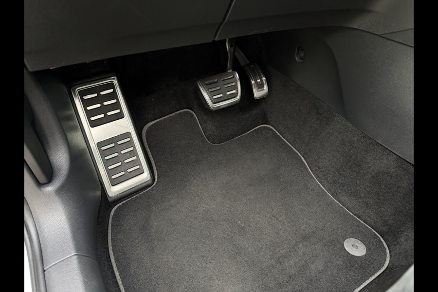 Seat Ateca 1.5 TSI FR Business Intense / Automaat / 360 camera / Beats soundsystem / Parkeerhulp /