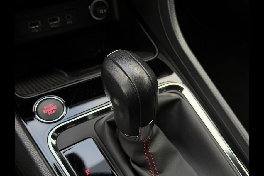 Seat Ateca 1.5 TSI FR Business Intense / Automaat / 360 camera / Beats soundsystem / Parkeerhulp /