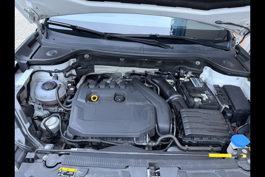 Seat Ateca 1.5 TSI FR Business Intense / Automaat / 360 camera / Beats soundsystem / Parkeerhulp /