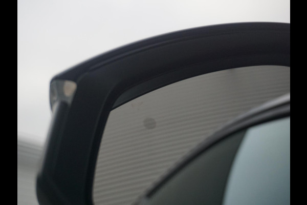 Peugeot 3008 1.6 plug-in Hybrid 195 Allure