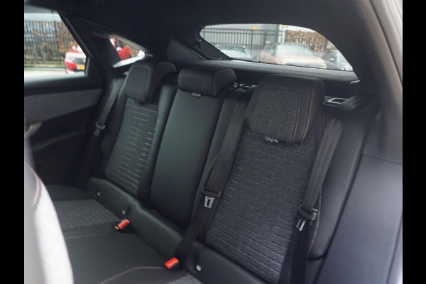 Peugeot 3008 1.6 plug-in Hybrid 195 Allure