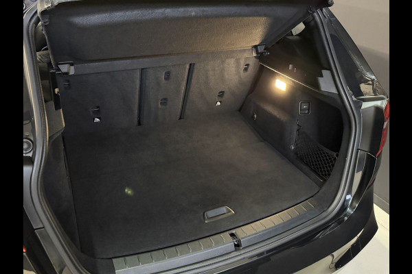BMW 2 Serie Active Tourer 218i Centennial High Executive | M-Sport | Head UP | Leder | Stoelverwarming