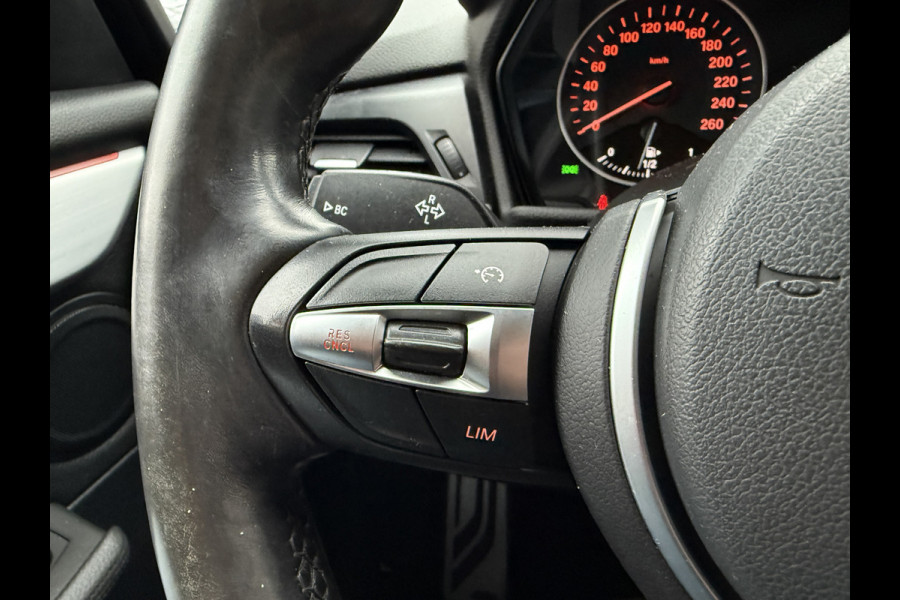 BMW 2 Serie Active Tourer 218i Centennial High Executive | M-Sport | Head UP | Leder | Stoelverwarming