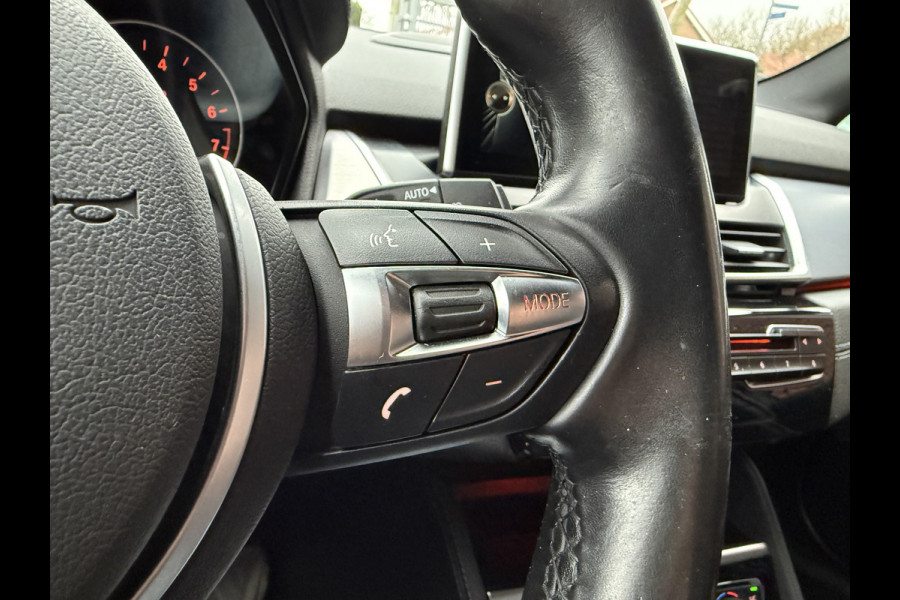 BMW 2 Serie Active Tourer 218i Centennial High Executive | M-Sport | Head UP | Leder | Stoelverwarming