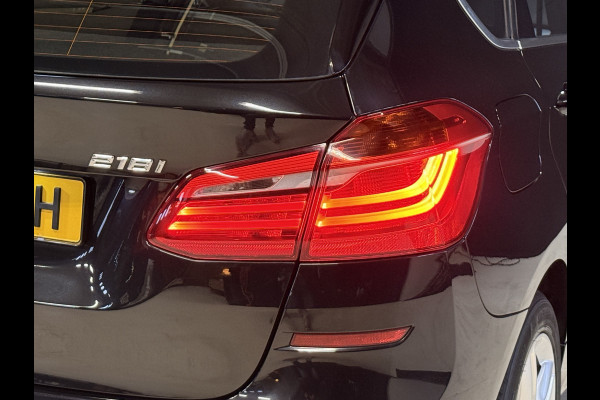 BMW 2 Serie Active Tourer 218i Centennial High Executive | M-Sport | Head UP | Leder | Stoelverwarming