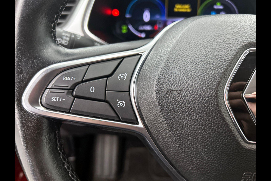 Renault Captur 1.6 E-Tech Plug-in Hybrid 160 Serie Limitée E-TECH 1/2 LEER | CAMERA | CLIMA | SFEER-VERLICHTING