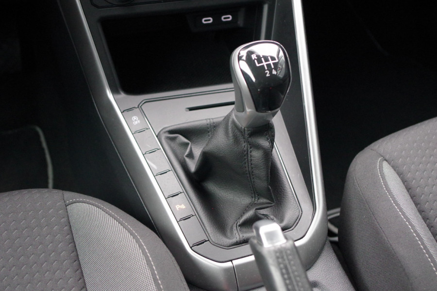 Volkswagen Polo 1.0 TSI 95 PK Life, Carplay, LED, Adap. Cruise Control