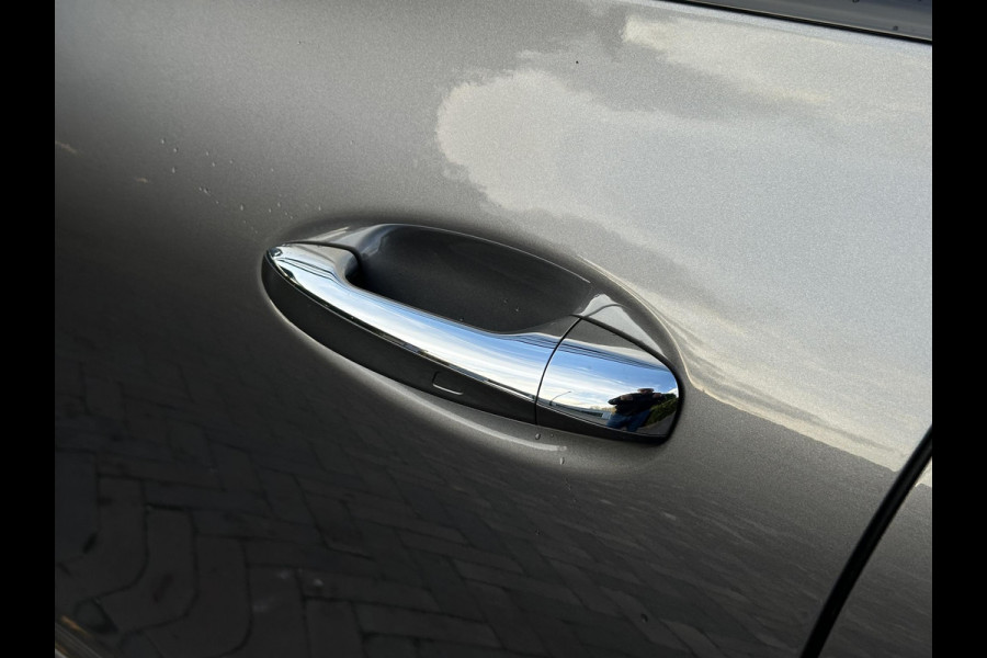 Mercedes-Benz CLA-Klasse 200 d AMG Line Panoramadak Multibeam Adapt. Cruise Ambient Keyless 360Cam