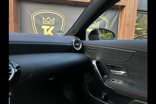Mercedes-Benz CLA-Klasse 200 d AMG Line Panoramadak Multibeam Adapt. Cruise Ambient Keyless 360Cam