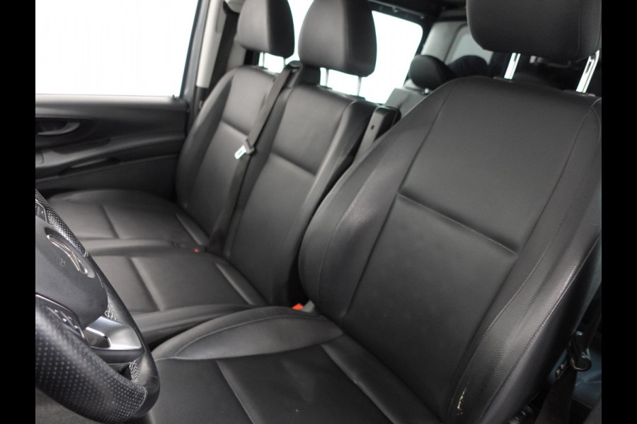 Mercedes-Benz Vito 114 CDI Automaat Dubbele Cabine 6-zits Navigatie Apple Carplay Trekhaak Cruise control  Euro6