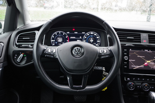 Volkswagen Golf Variant 1.5 TSI 150 PK Automaat Highline, Carplay, Stoelverwarming, Adap. Cruise Control
