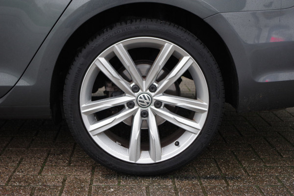 Volkswagen Golf Variant 1.5 TSI 150 PK Automaat Highline, Carplay, Stoelverwarming, Adap. Cruise Control