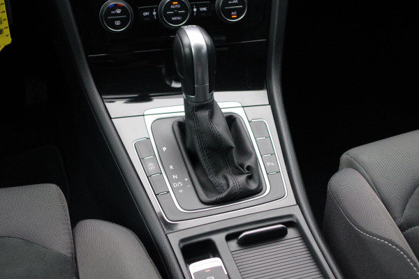 Volkswagen Golf Variant 1.5 TSI 150 PK Automaat Highline, Carplay, Stoelverwarming, Adap. Cruise Control
