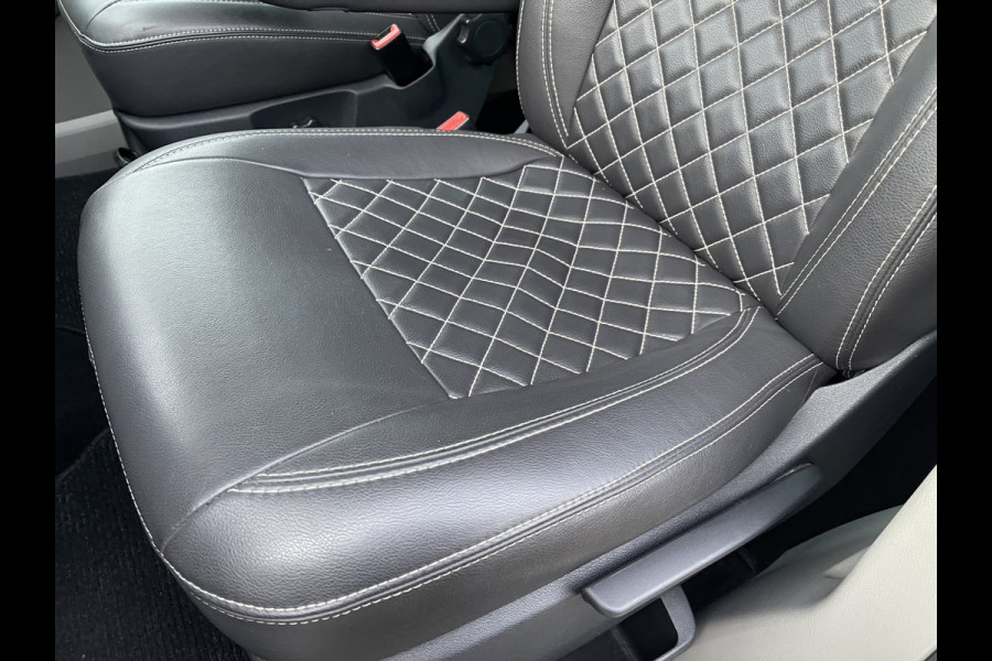 Volkswagen Transporter 2.0 TDI 150pk automaat L2H1 DC 5 persoons Highline / vaste prijs rijklaar € 34.950 ex btw / lease vanaf € 570 / lederen bekleding / adaptive cruise / airco / navigatie / euro 6 / bpm vrij !