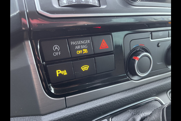 Volkswagen Transporter 2.0 TDI 150pk automaat L2H1 DC 5 persoons Highline / vaste prijs rijklaar € 34.950 ex btw / lease vanaf € 570 / lederen bekleding / adaptive cruise / airco / navigatie / euro 6 / bpm vrij !
