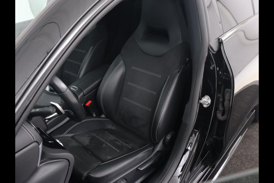 Mercedes-Benz CLA-Klasse 250e AMG Line | Stoelverwarming | Carplay | Trekhaak | Leder/Alcantara | Navigatie | Full LED | Park Assist | Sfeerverlichting | Climate control | Cruise control | PHEV | Plug In