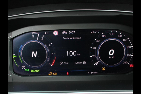 Volkswagen Tiguan 1.4 TSI 245pk PHEV Life DSG | Navigatie | Apple Carplay/Android Auto | Parkeersensoren | Adaptive Cruise Control | Elektrische achterklep | Virtual Cockpit | Climate Control | Keyless Entry