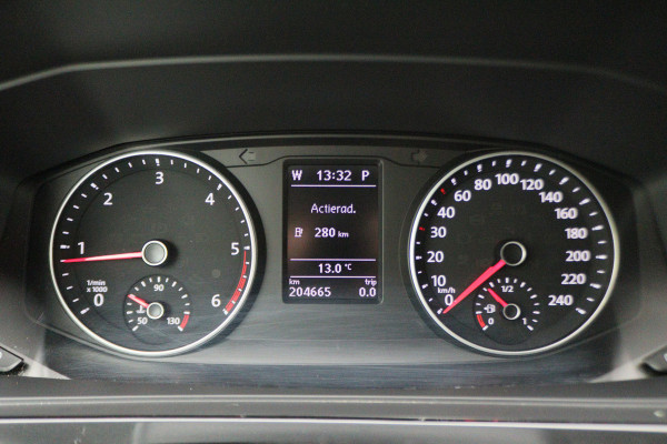 Volkswagen Transporter 2.0 TDI DSG L2H1 DC Highline 2x Schuifdeur, ACC, Camera, Apple Carplay, LED, DAB, PDC, Trekhaak, 20''