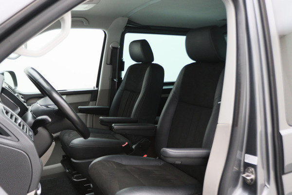 Volkswagen Transporter 2.0 TDI DSG L2H1 DC Highline 2x Schuifdeur, ACC, Camera, Apple Carplay, LED, DAB, PDC, Trekhaak, 20''