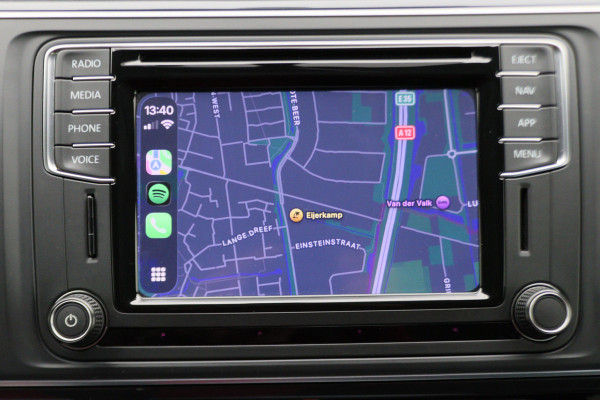 Volkswagen Transporter 2.0 TDI DSG L2H1 DC Highline 2x Schuifdeur, ACC, Camera, Apple Carplay, LED, DAB, PDC, Trekhaak, 20''