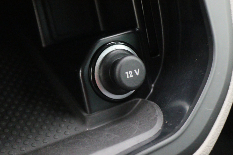 Volkswagen Transporter 2.0 TDI DSG L2H1 DC Highline 2x Schuifdeur, ACC, Camera, Apple Carplay, LED, DAB, PDC, Trekhaak, 20''