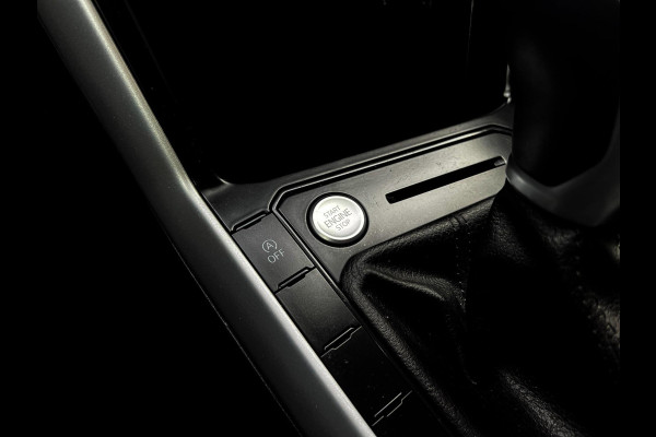 Volkswagen Polo 1.0 TSI R-Line Business AC_Navi_Carplay_Led_Virtual cocpit