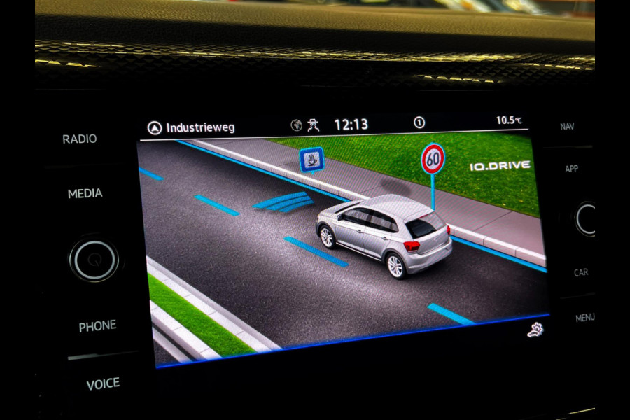 Volkswagen Polo 1.0 TSI R-Line Business AC_Navi_Carplay_Led_Virtual cocpit