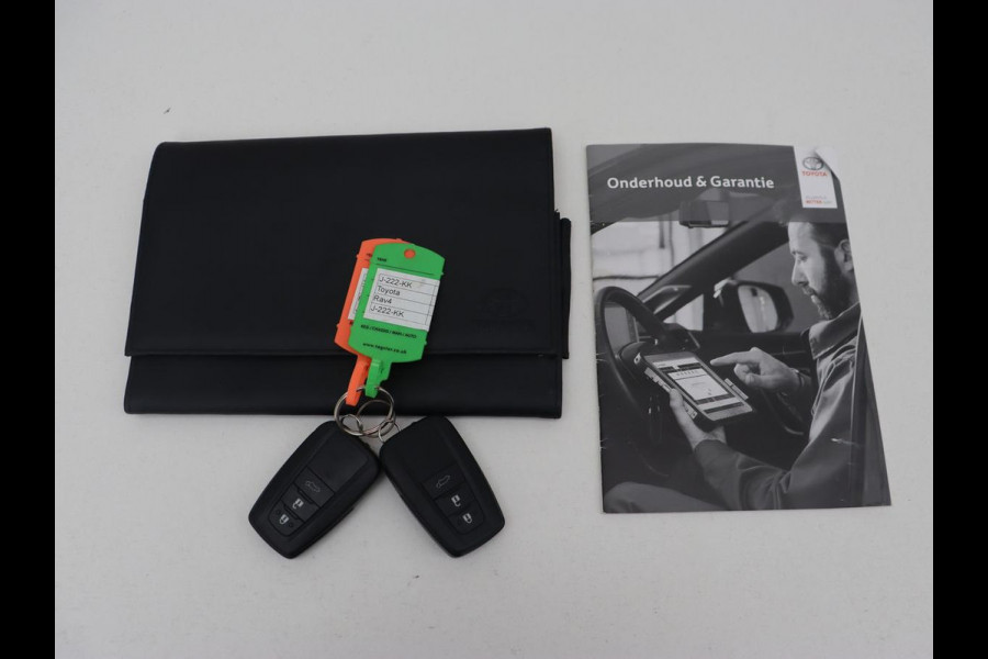 Toyota RAV4 2.5 Hybrid Dynamic | 1e eigenaar | 360 Camera | Trekhaak | Adaptive cruise | Navigatie | Keyless | Carplay | Full LED | Climate control | Parkeerhulp | Dodehoek detectie