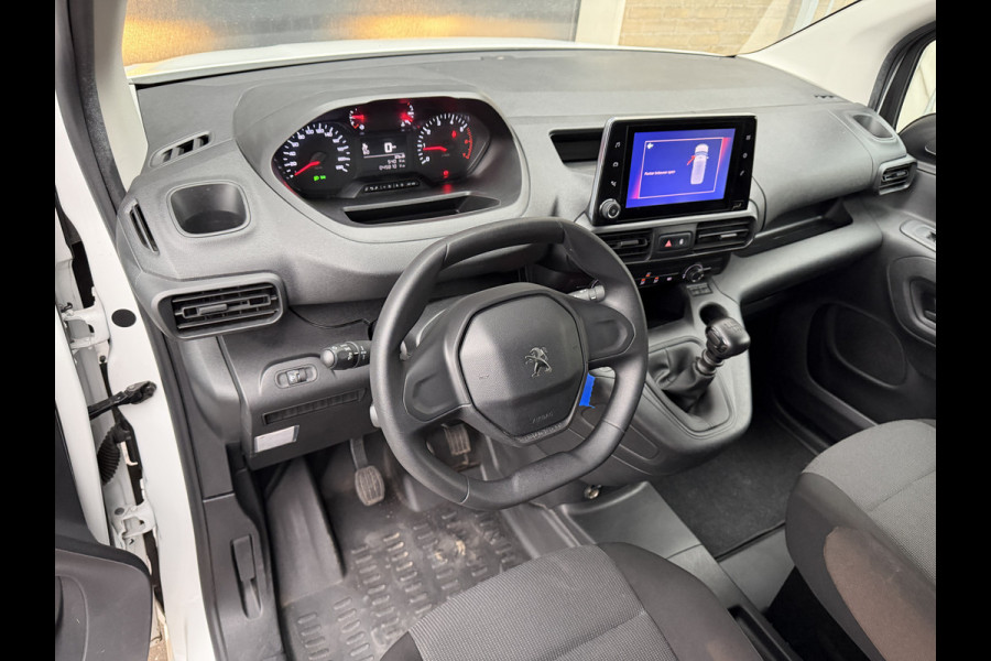 Peugeot Partner 1.2 PureTech 111PK Benzine Premium CarPlay/cruice control/navi