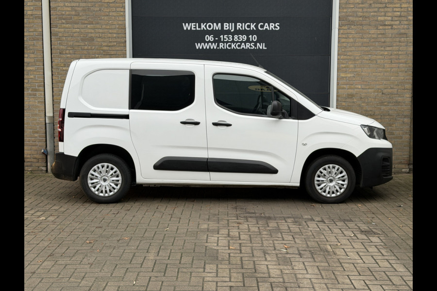 Peugeot Partner 1.2 PureTech 111PK Benzine Premium CarPlay/cruice control/navi