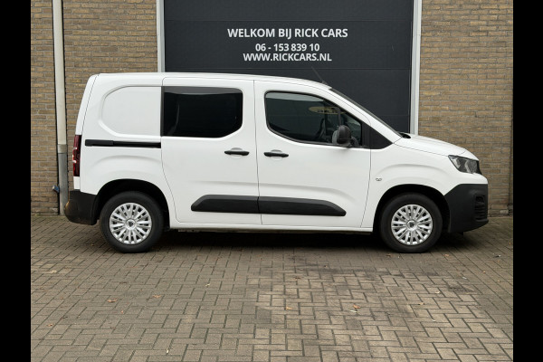 Peugeot Partner 1.2 PureTech 111PK Benzine Premium CarPlay/cruice control/navi