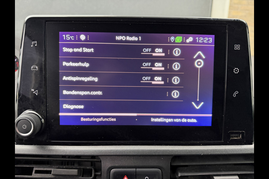 Peugeot Partner 1.2 PureTech 111PK Benzine Premium CarPlay/cruice control/navi