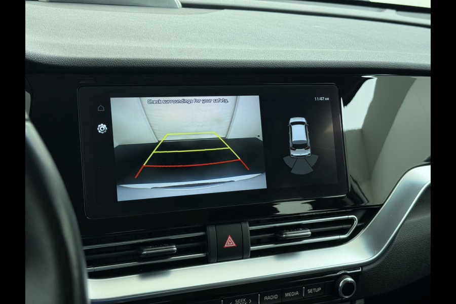 Kia e-Niro EV 64kWh SOH 100% W-pomp Navi Adaptive-Cruise Camera 1/2 Leer Apple Carplay Android AutoEcc DynamicLine Stoel-Stuurverwarming Pdc Lane Assist VESS DAB Led Isofix Keyless 1e Eigenaar Origineel Nederlandse Auto Nieuwprijs €43.970,-