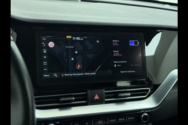 Kia e-Niro EV 64kWh SOH 100% W-pomp Navi Adaptive-Cruise Camera 1/2 Leer Apple Carplay Android AutoEcc DynamicLine Stoel-Stuurverwarming Pdc Lane Assist VESS DAB Led Isofix Keyless 1e Eigenaar Origineel Nederlandse Auto Nieuwprijs €43.970,-