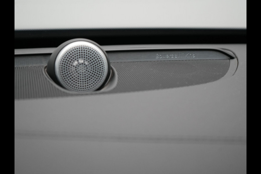 Volvo XC90 T8 Recharge AWD R-Design 7-Persoons Long Range Plug In Hybrid 456pk Dealer O.H. PHEV | Panodak | Head Up | 360 Camera | Adaptive Cruise | Lederen Sportstoelen Ventilatie & Memory | Bowers & Wilkins | Navigatie | Blis | DAB |