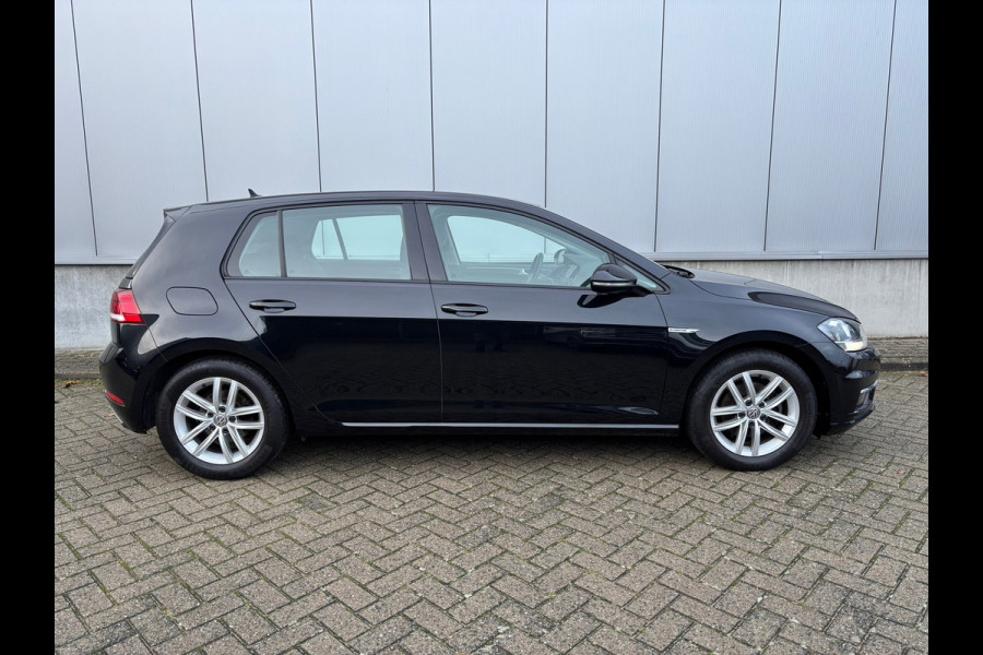 Volkswagen Golf 1.5 TSI Comfortline Business / Carplay / Trekhaak